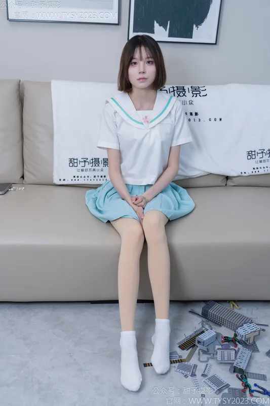 甜予摄影 No.182 珞珞-板鞋、白棉袜、厚肉丝、小人国剧情 - 甜予摄影